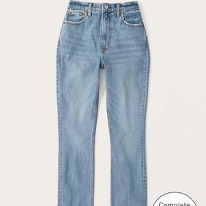 Abercrombie & Fitch Curve Love Ultra High Rise 90s Slim Straight Jean 30/10Long